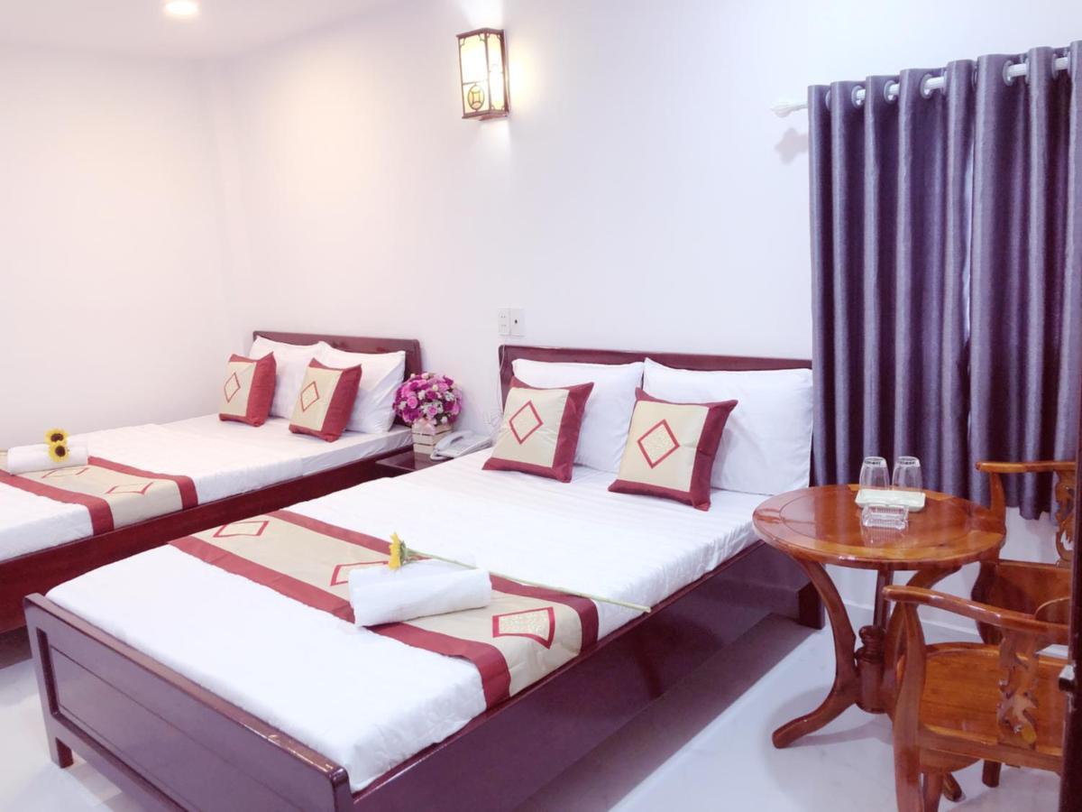 Aurora Hotel Ho Chi Minh City Bagian luar foto