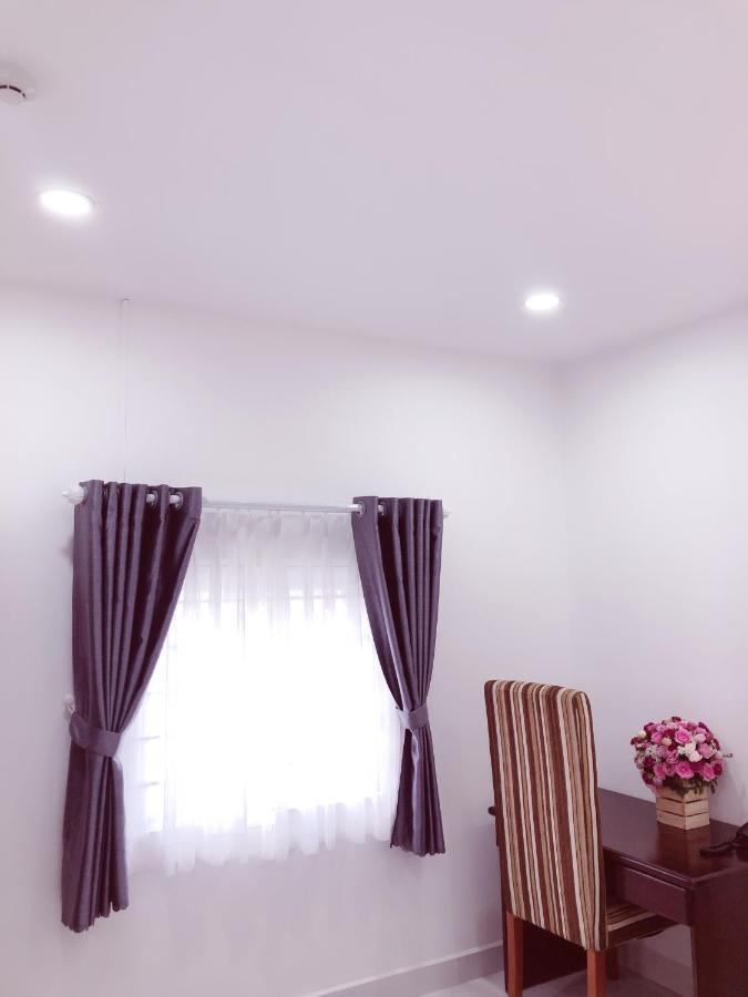 Aurora Hotel Ho Chi Minh City Bagian luar foto