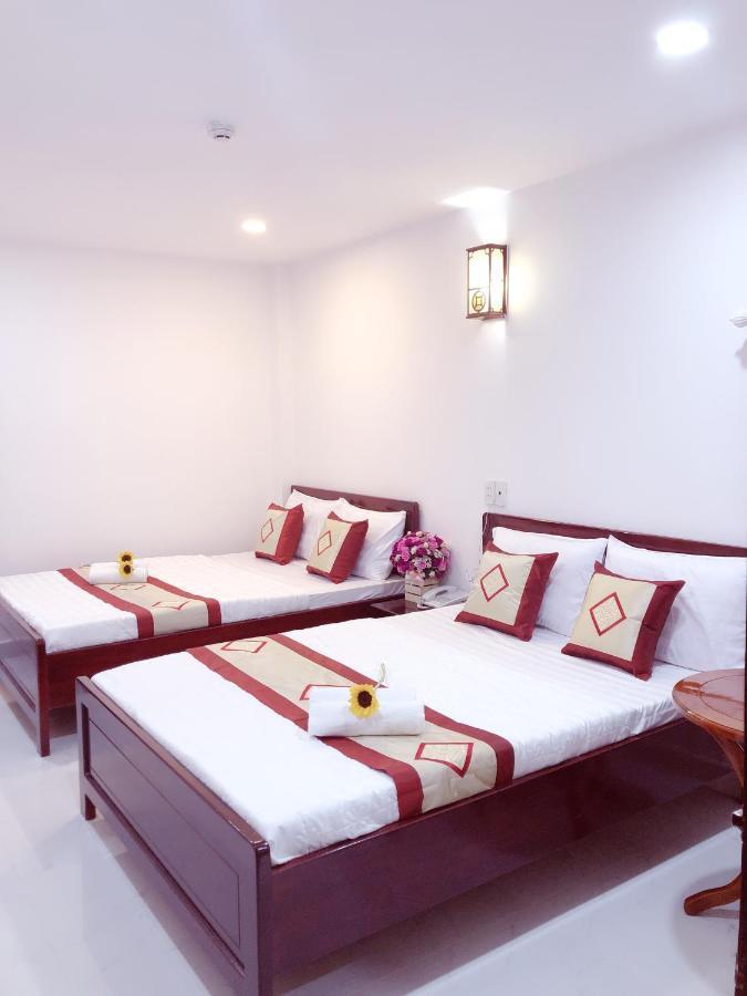 Aurora Hotel Ho Chi Minh City Bagian luar foto